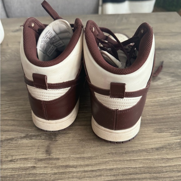 Nike size 9 - Picture 4 of 4